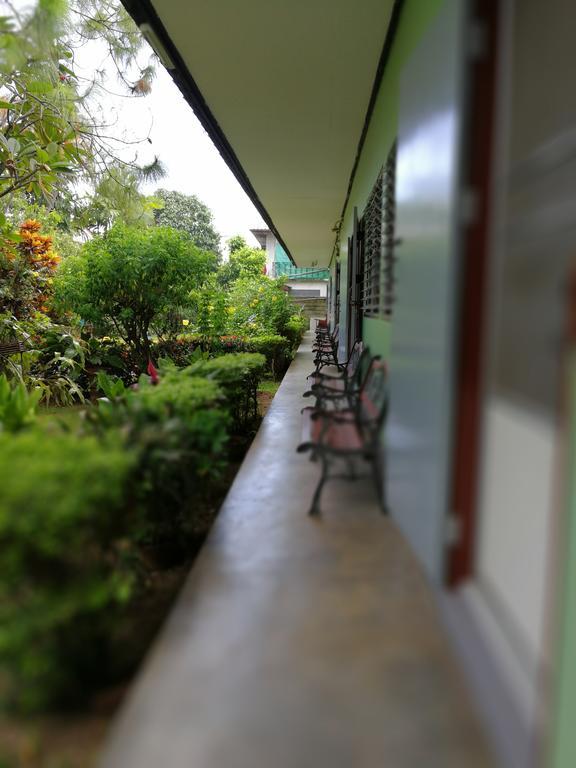 Baan Bua Guest House Chiang Rai Bagian luar foto