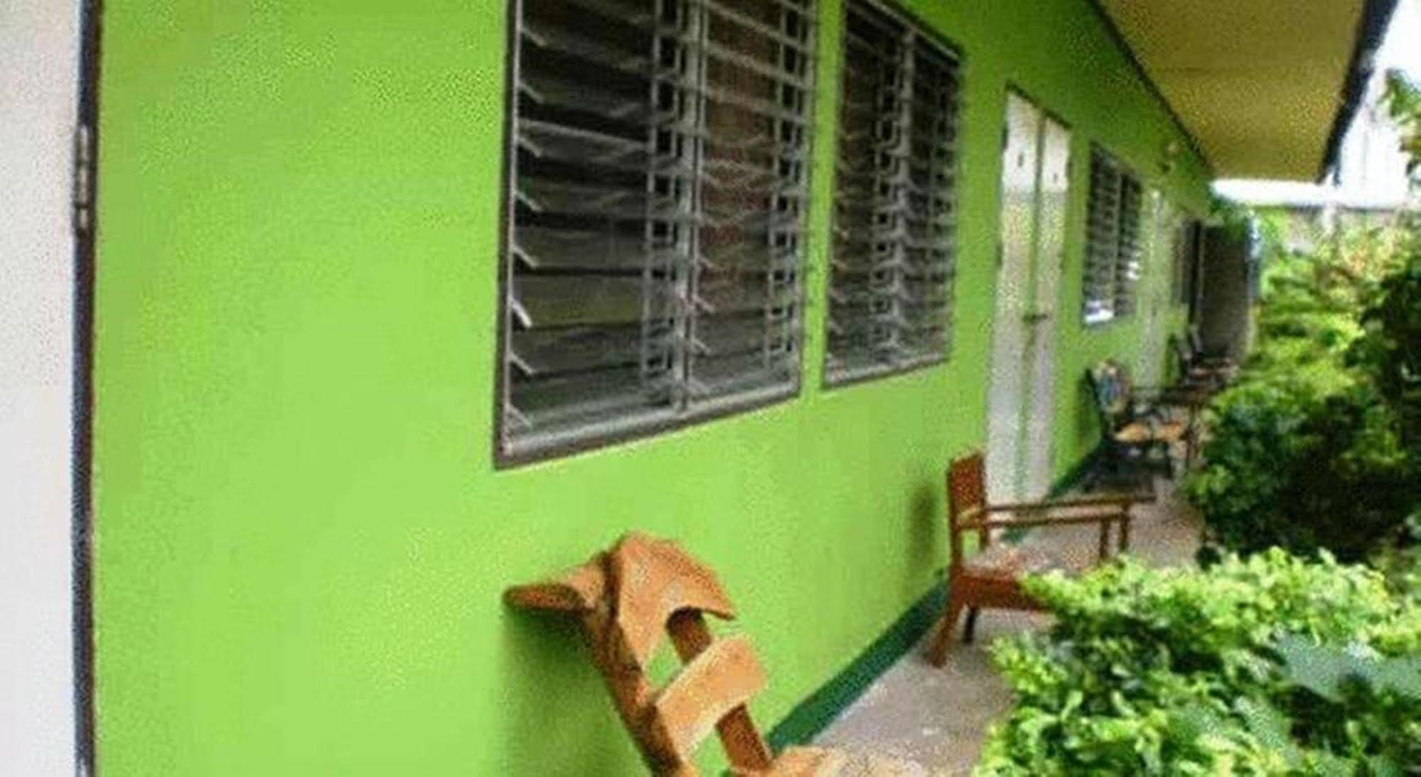 Baan Bua Guest House Chiang Rai Bagian luar foto