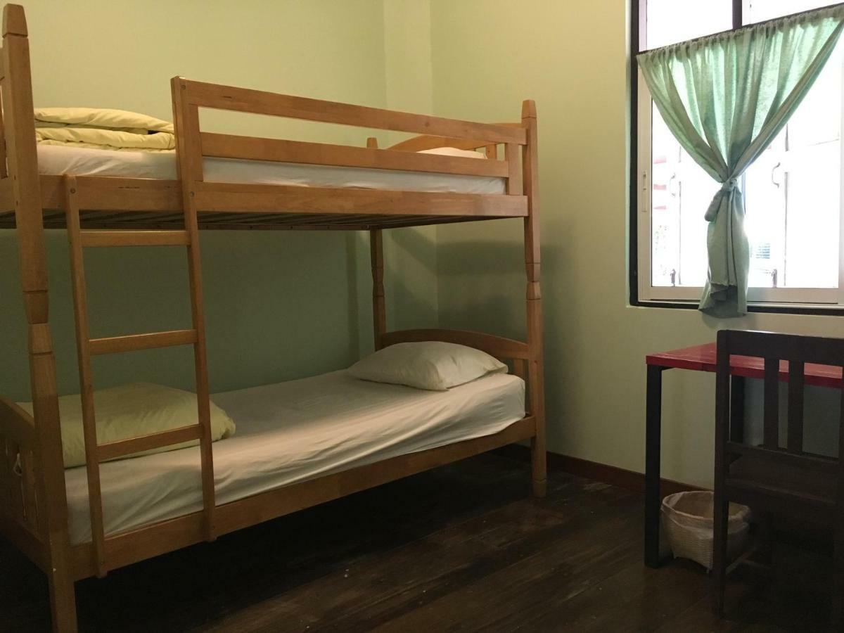 Baan Bua Guest House Chiang Rai Bagian luar foto